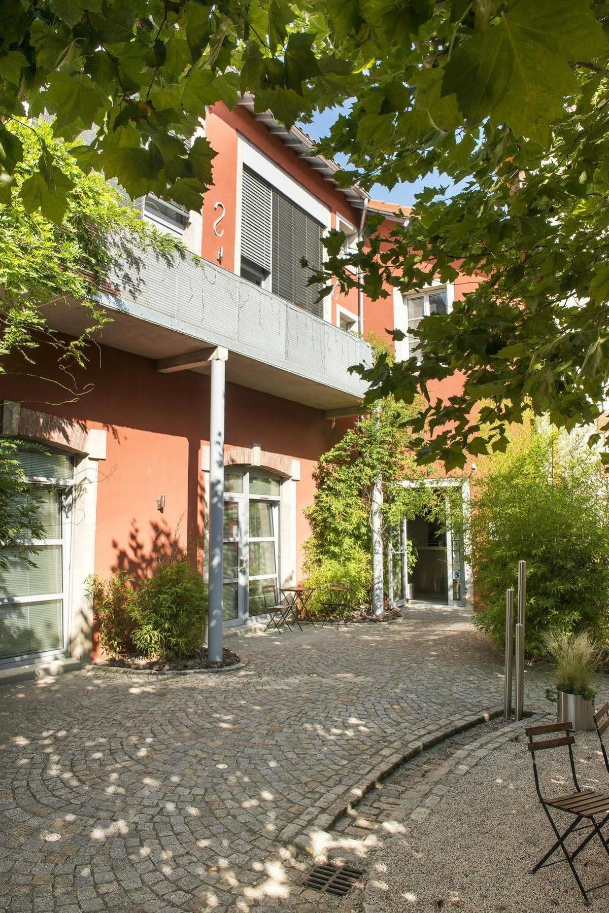 Hotel Des Capucins Le Puy-en-Velay Екстер'єр фото